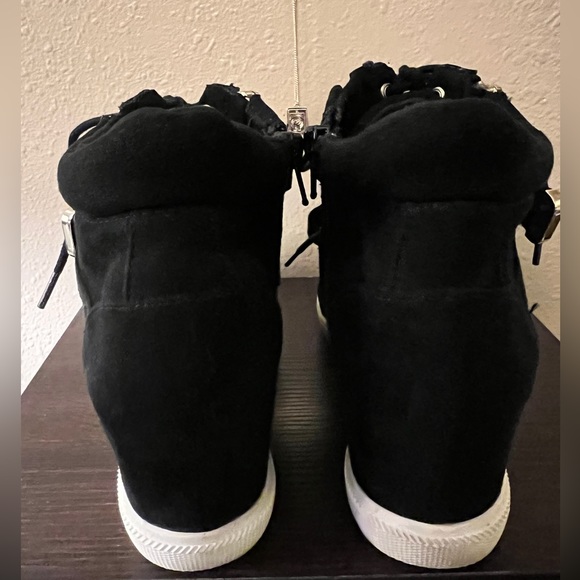 Thalia Sodi - DEBBY - Hidden Wedge Black Lace Up sneaker size 7.5 - Picture 3 of 5